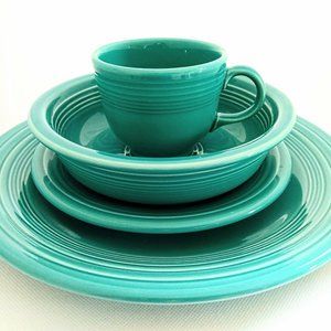 Vintage FIESTAWARE Dishes TURQOUISE/ AQUA FULL 5 Piece Place Setting
